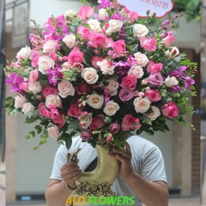 bình hoa chúc mừng sang trọng