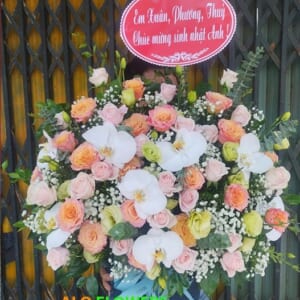 lẵng hoa sinh nhật sang trọng